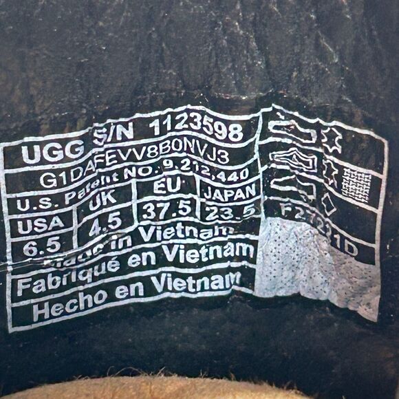 UGG Rianne Suede Ankle Boots Zipper Black 1123598 Women's US 6.5 NWB - Picture 9 of 10